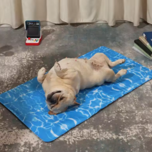 Tapis Rafraîchissant Nepfaivy pour Chien et Chat – Fraîcheur Instantanée et Confort Optimal